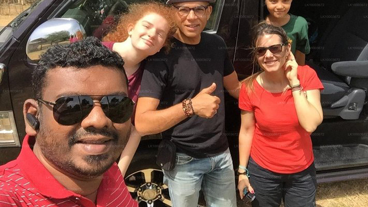 Entdecken Sie Sri Lanka mit Randimal Handalage