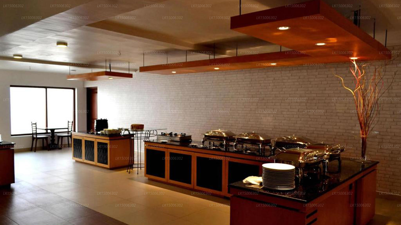 Good Wood Airport Hotel, Katunayake