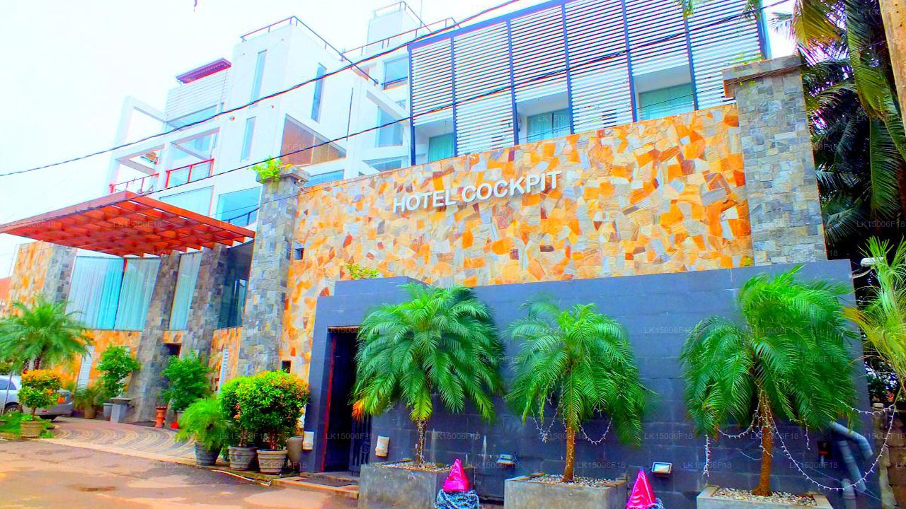 Hotel-Cockpit, Katunayake
