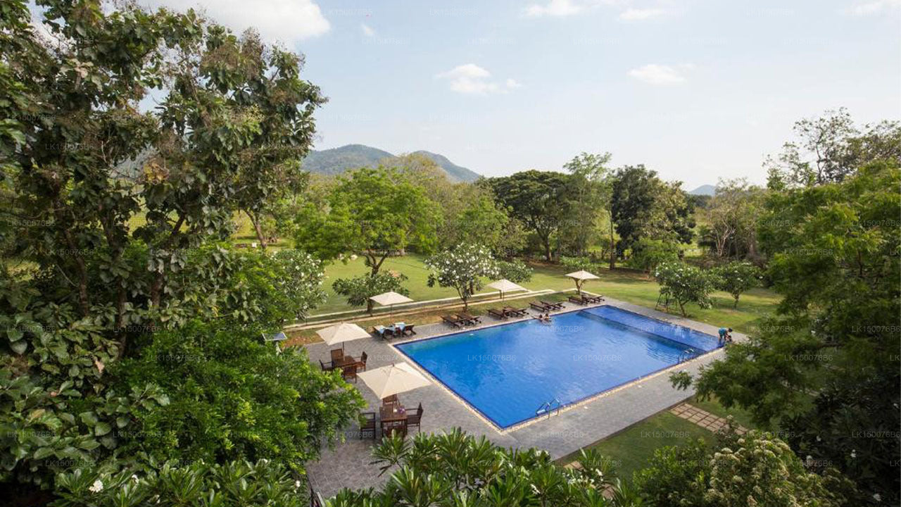 Der Grand Tamarind Lake, Kataragama