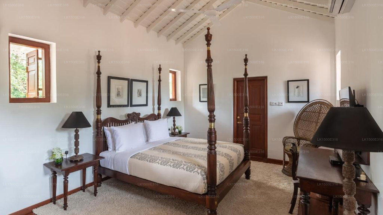 Taru Villas – Leela Walauwwa, Induruwa