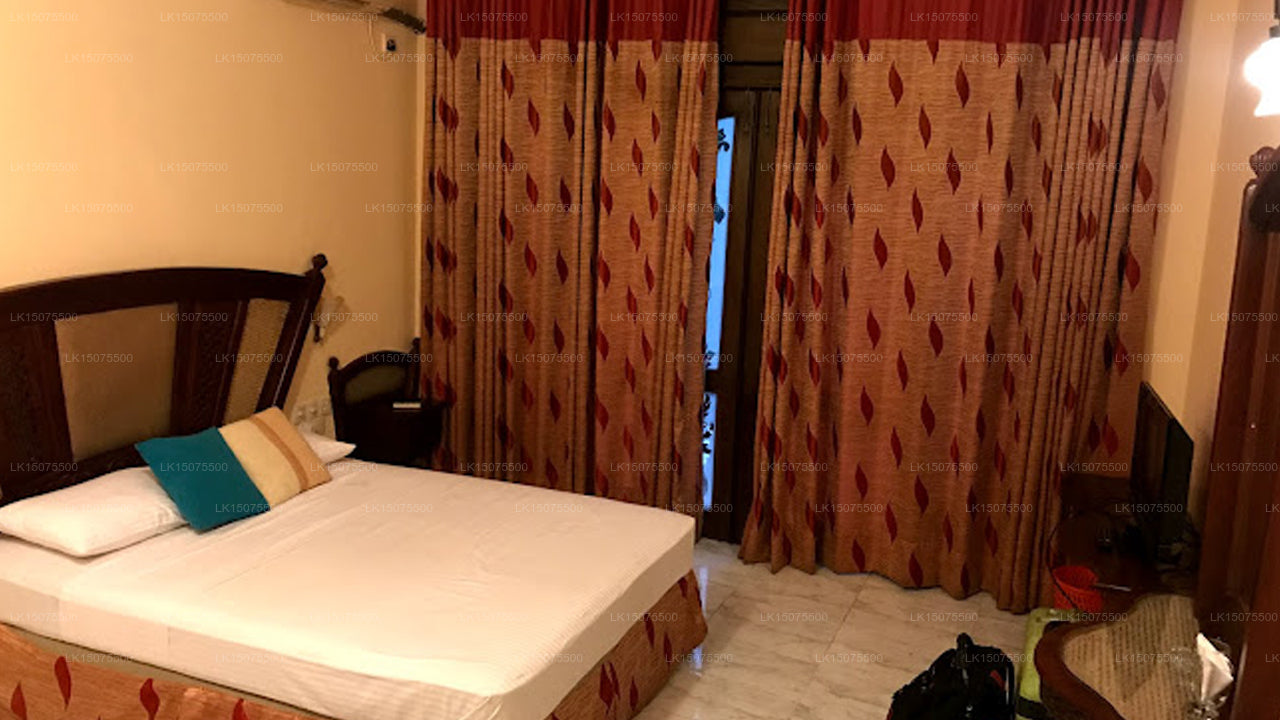 Hotel PT Gardens, Biyagama