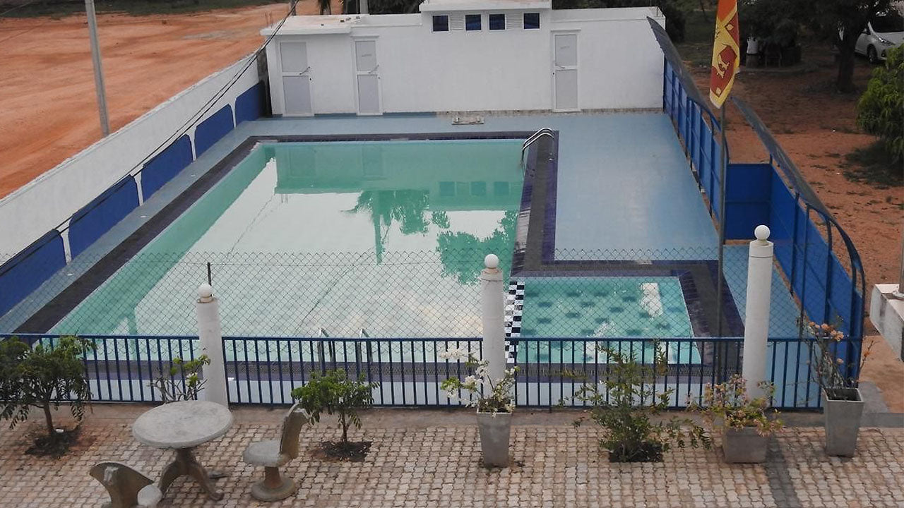 Das Paradise Hotel, Kurunegala