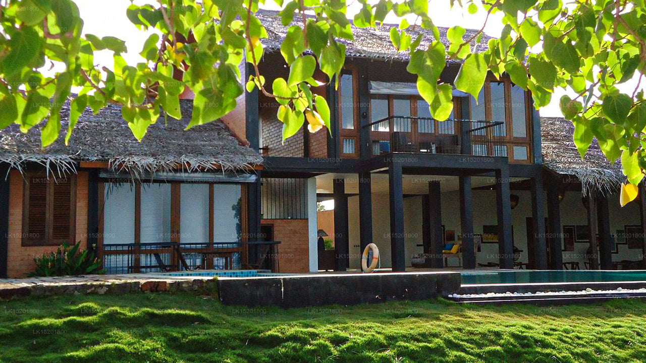 Aarya-Lagune Kalpitiya, Kalpitiya