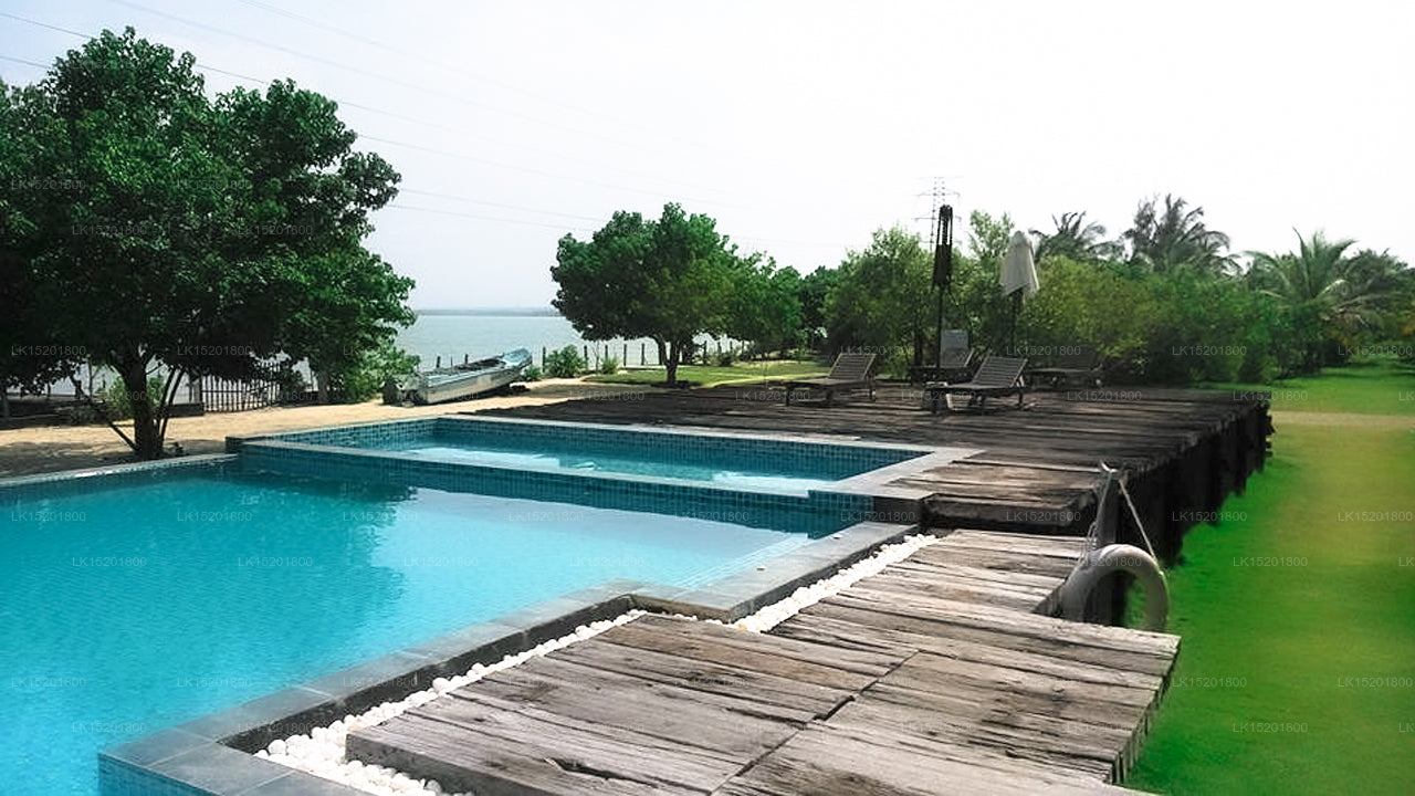 Aarya-Lagune Kalpitiya, Kalpitiya