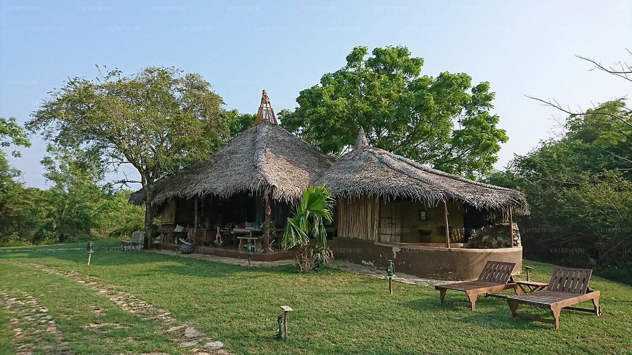 Cadjan-Erde, Anamaduwa