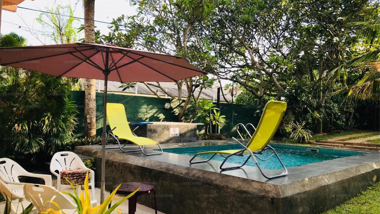 Sri Beach Bungalows und Villa