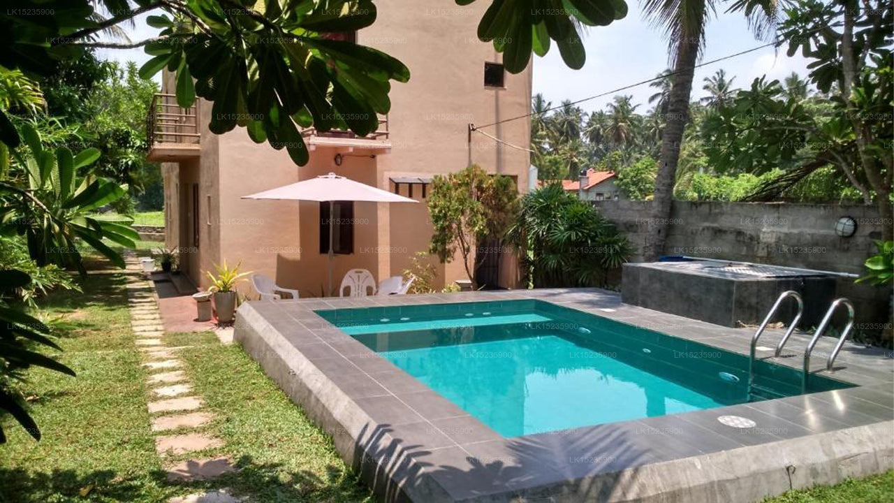 Sri Beach Bungalows und Villa