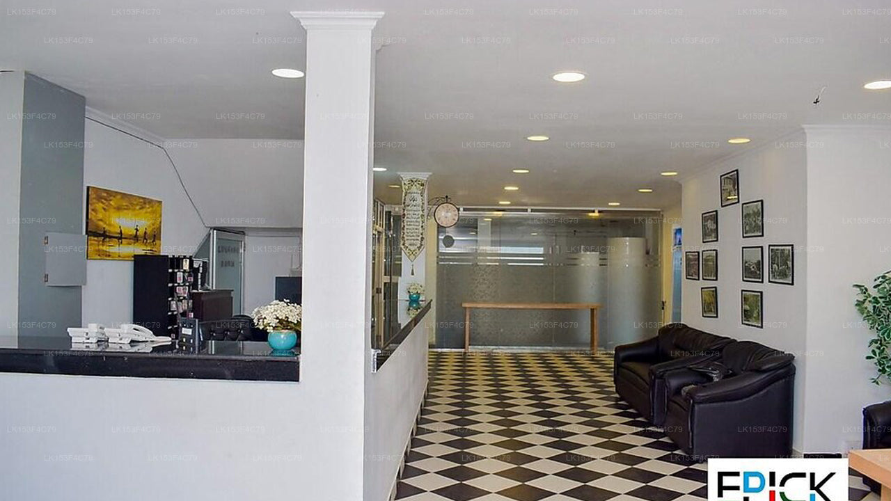 GiGi Colombo von Epic