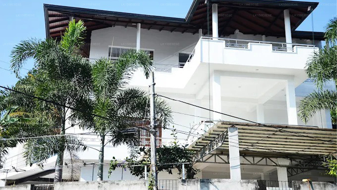 Schillernde Villa, Kandy