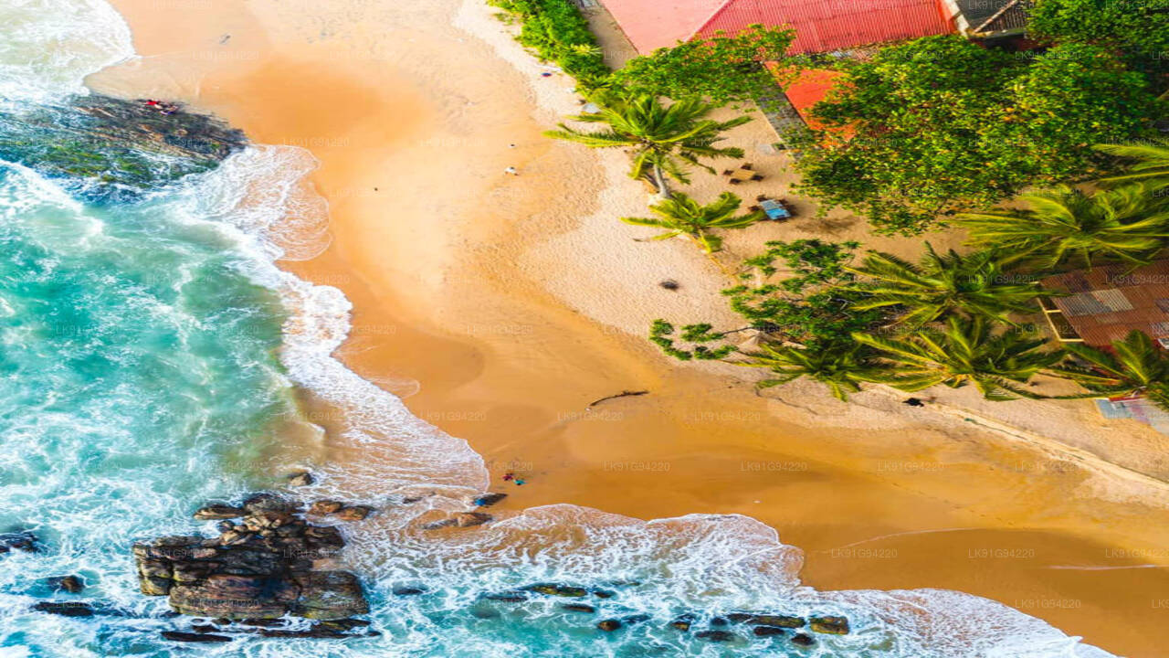 Entdecken Sie Sigiriya mit dem Hubschrauber von Bentota aus