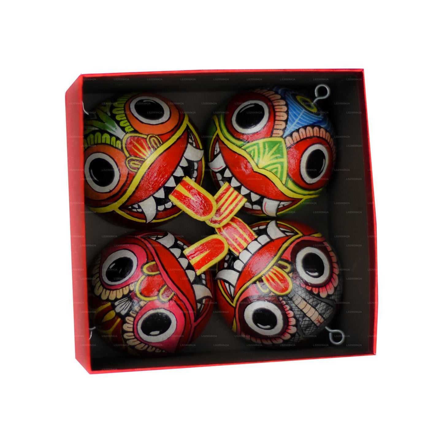 Traditionelle Raksha-Masken aus Sri Lanka (Mayura, Maru, Agni, Naga), bemalt über Kokosnussschalen, 4 Stück