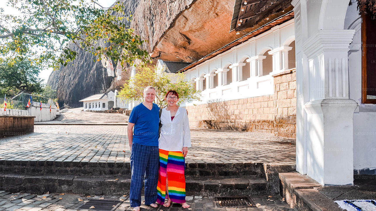 Anuradhapura ab Kandy (2 Tage)