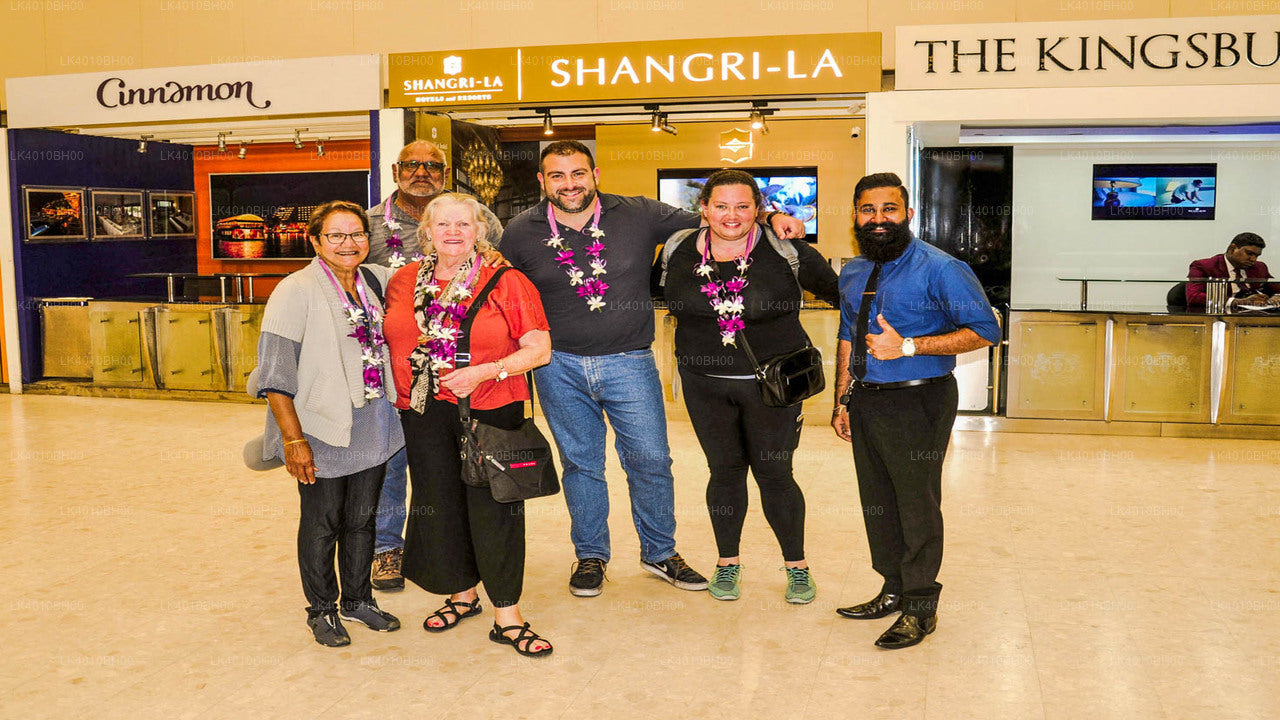 Privater Transfer vom Flughafen Colombo (CMB) nach Giraagama City