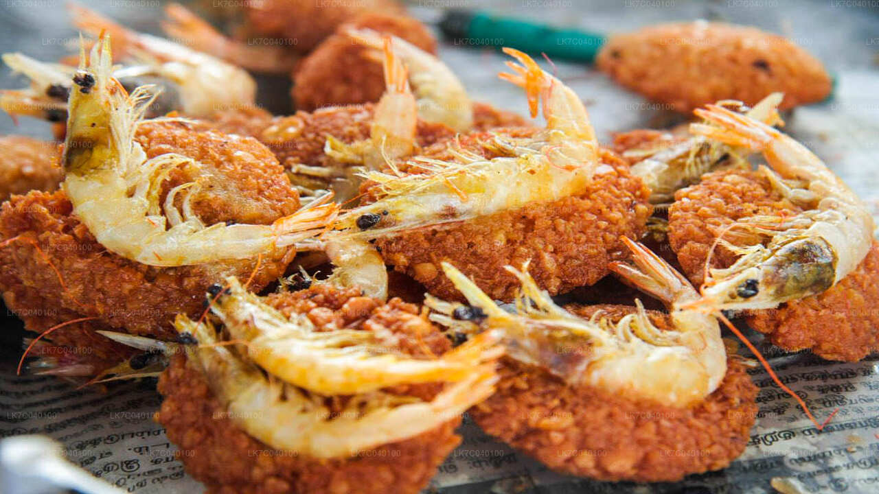 Street Food Walk in Galle Fort