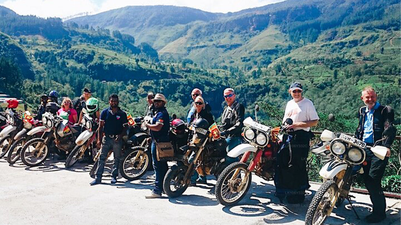 Wunder Asiens mit dem Motorrad (7 Tage)