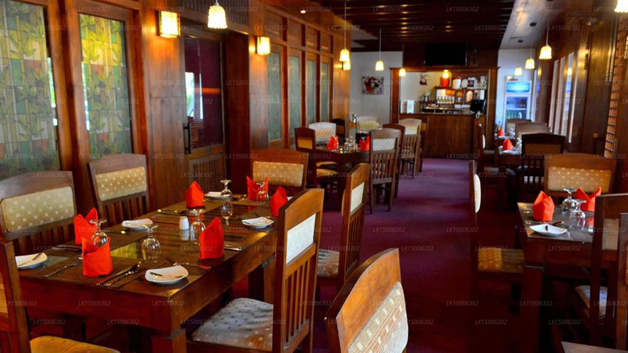 Good Wood Airport Hotel, Katunayake