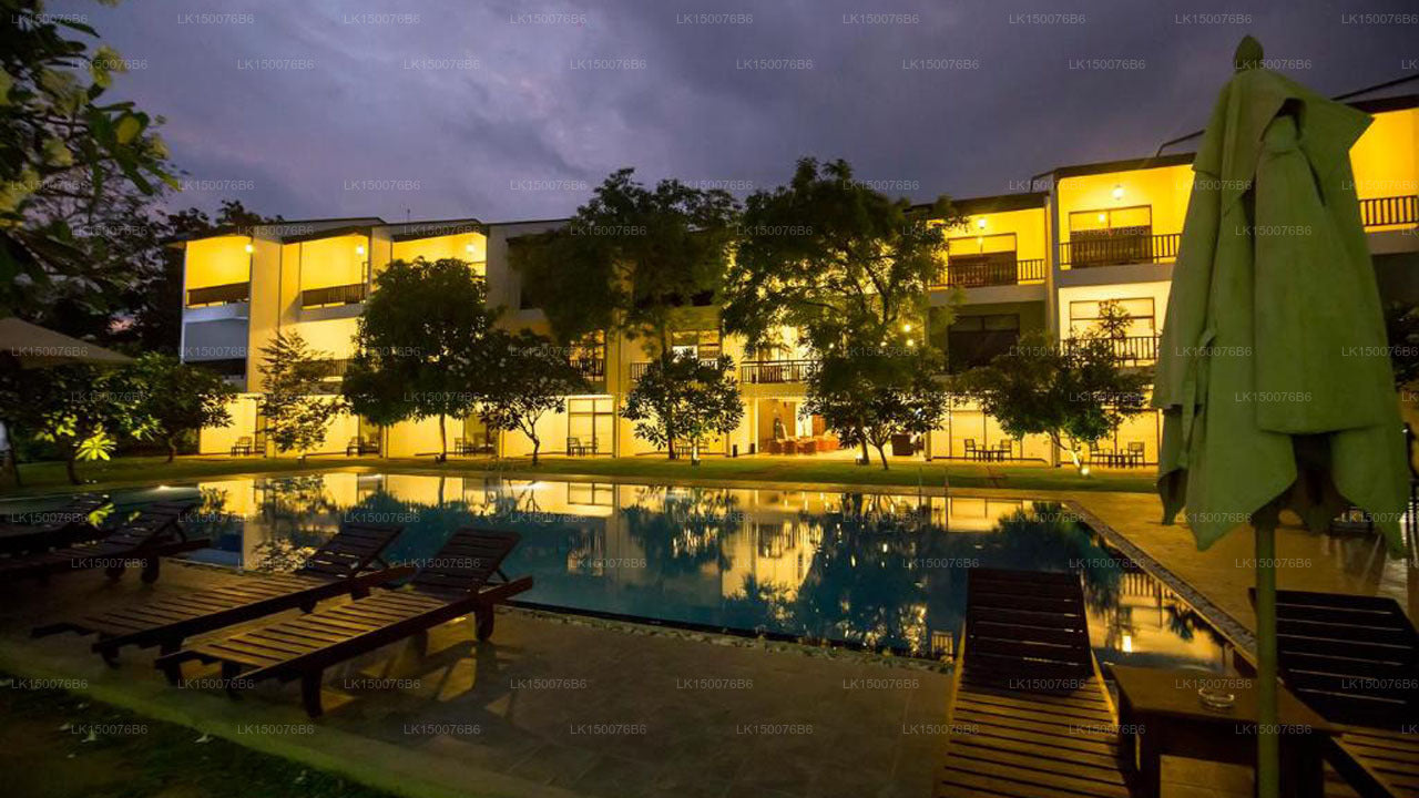 Der Grand Tamarind Lake, Kataragama 