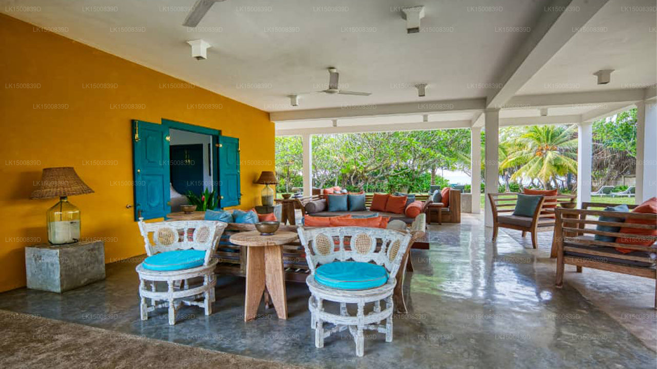 Letztes Haus, Tangalle