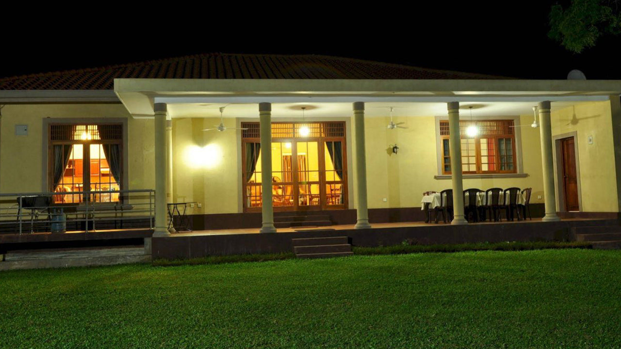 Bungalow mit Seeblick Yala, Tissamaharama 