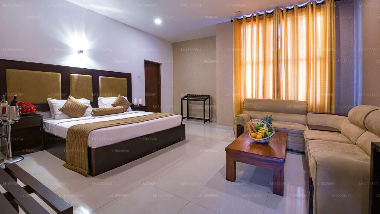 Full Moon Garden Hotel, Katunayake 
