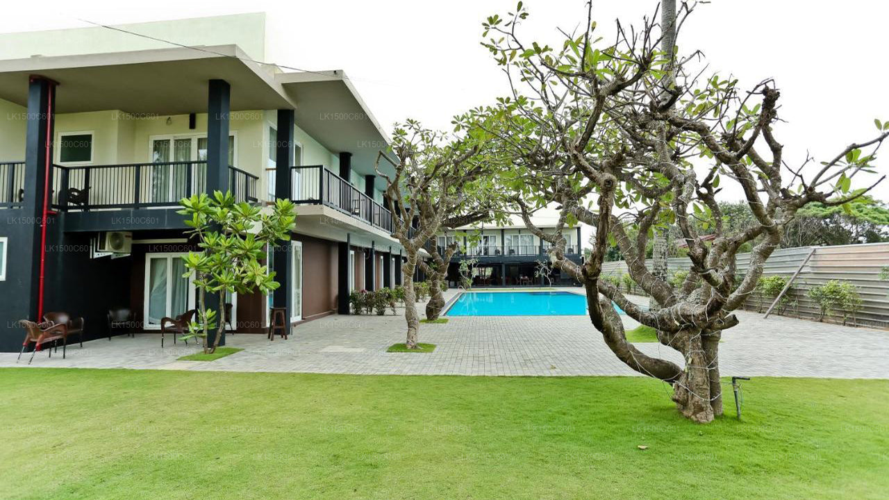 Golden Star Beach Hotel, Negombo 
