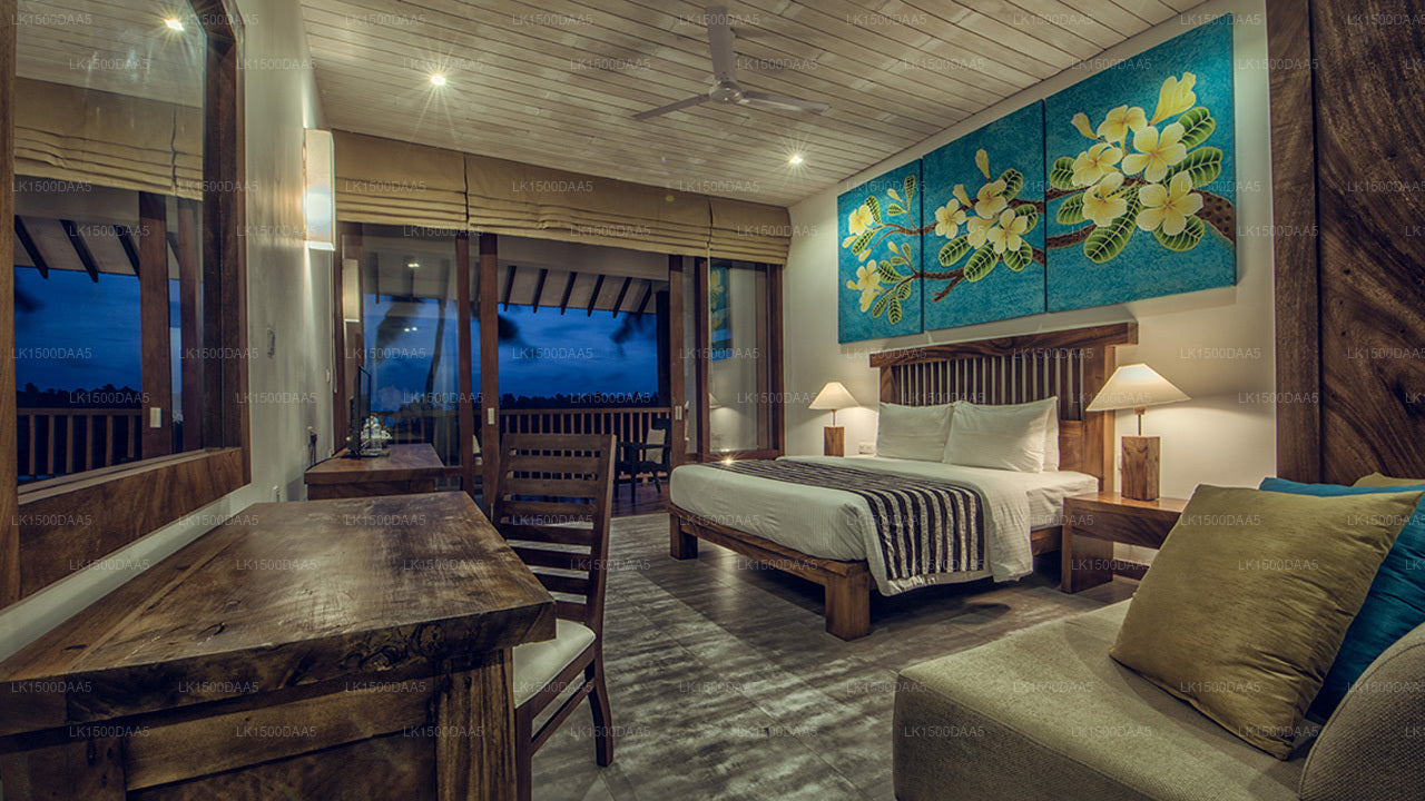 Suriya Resort, Waikkal