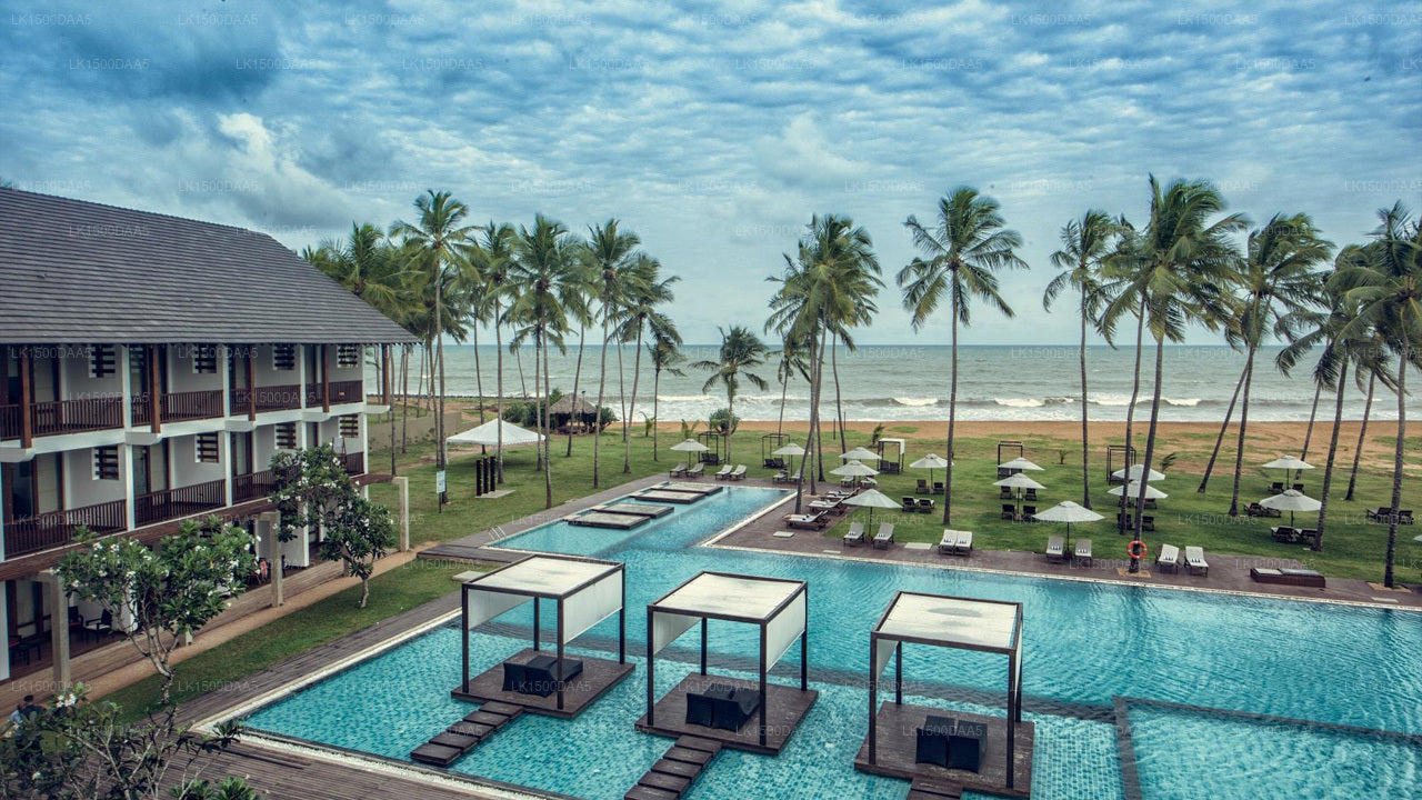 Suriya Resort, Waikkal