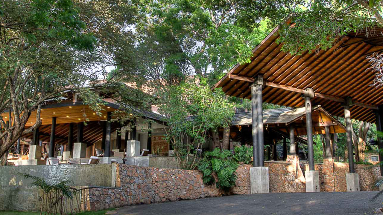 Das Deer Park Hotel, Giritale