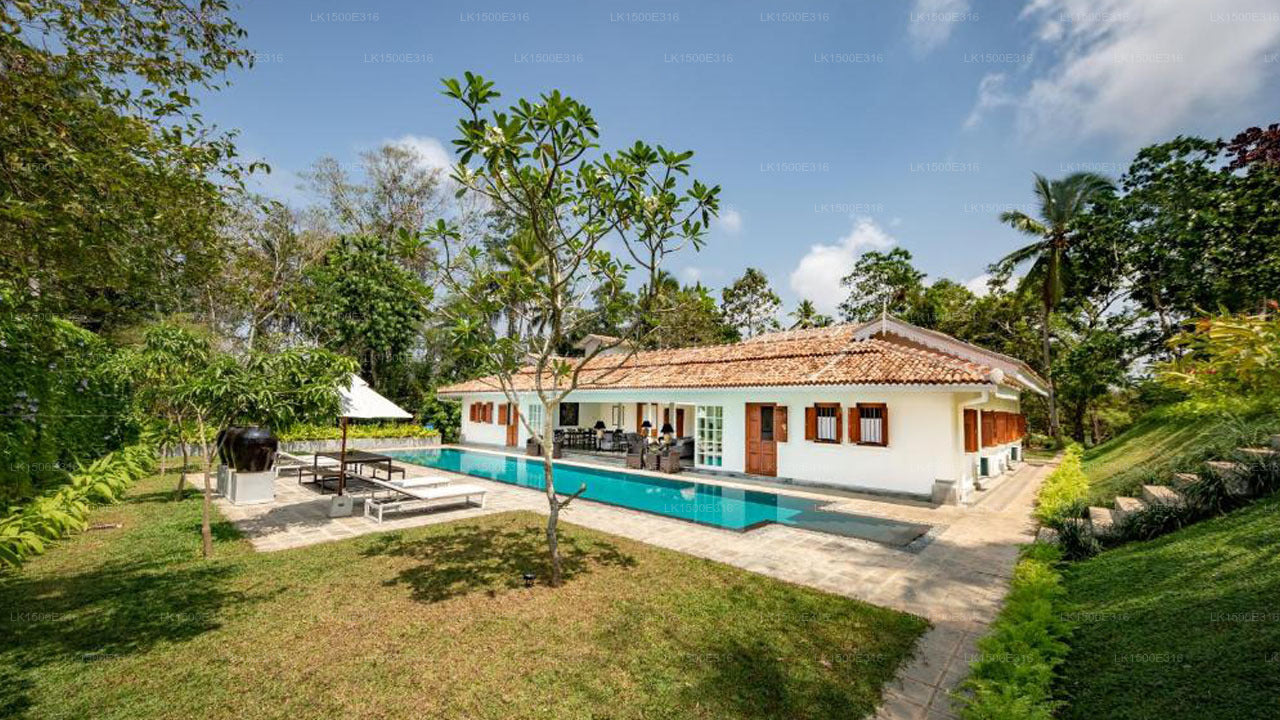 Taru Villas – Leela Walauwwa, Induruwa