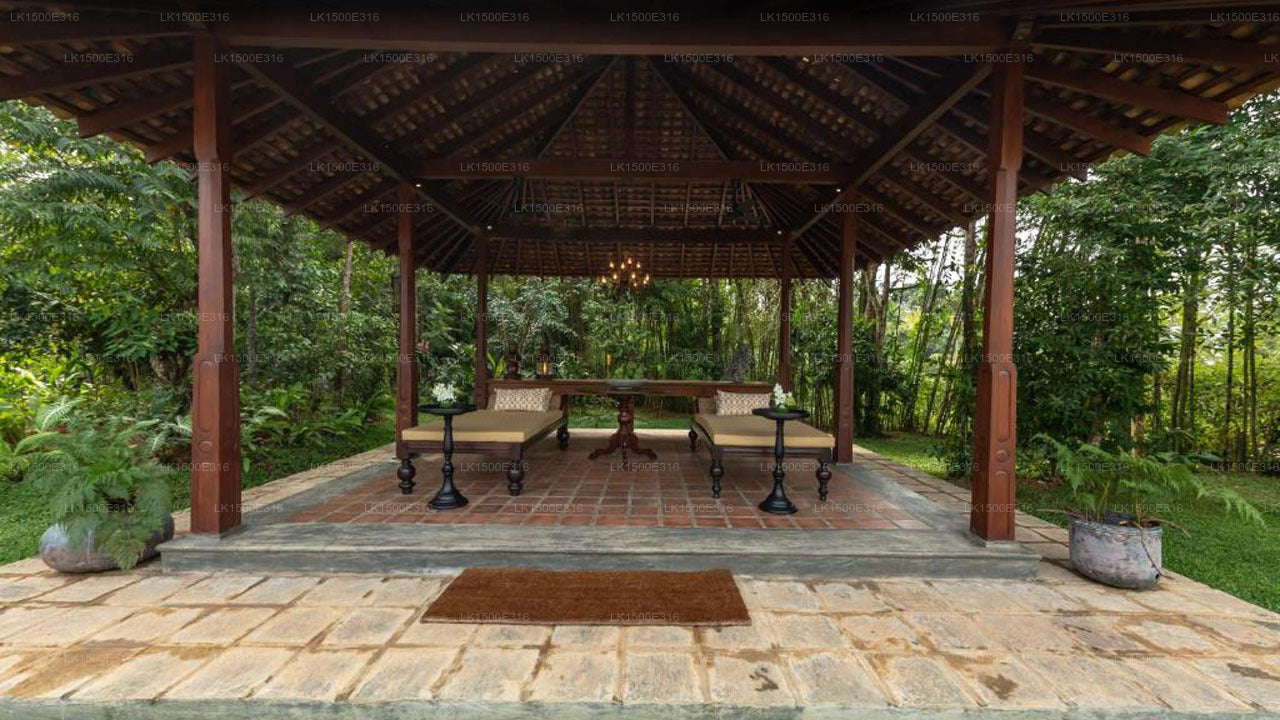 Taru Villas – Leela Walauwwa, Induruwa