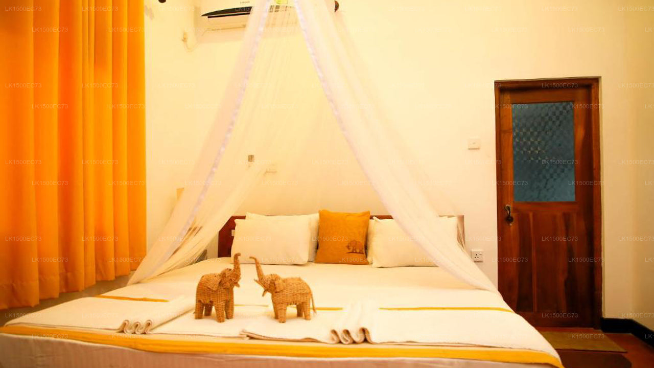 Das Elephant Next-Door Resort, Udawalawe