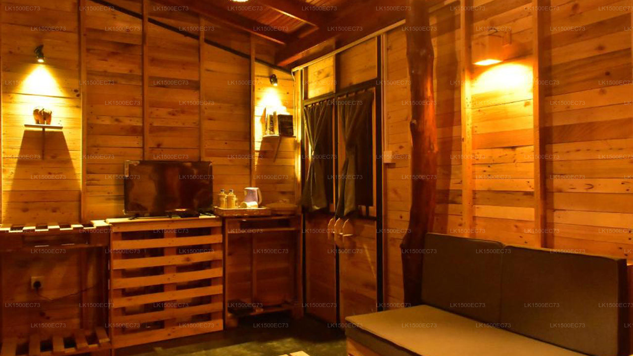 Das Elephant Next-Door Resort, Udawalawe