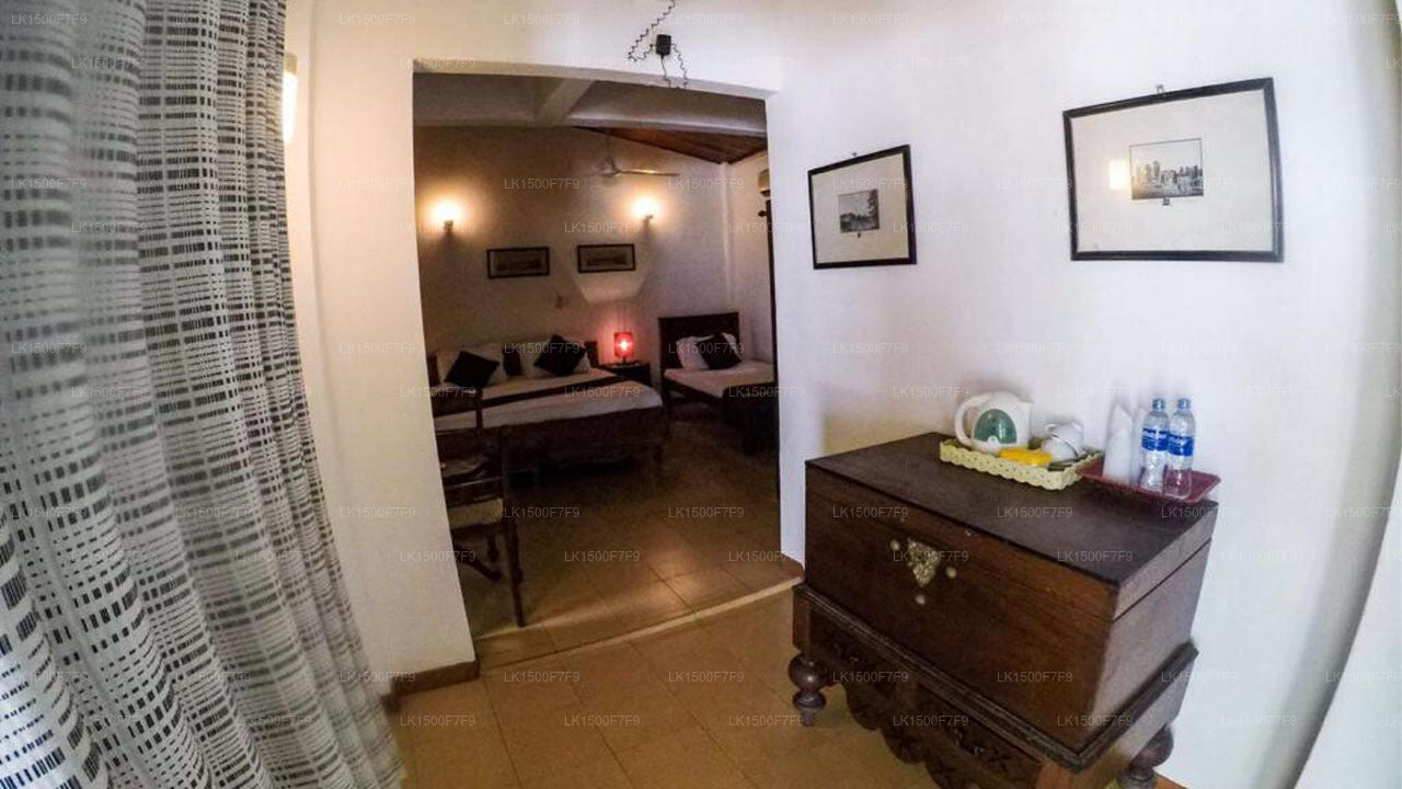 Amor Villa, Unawatuna 