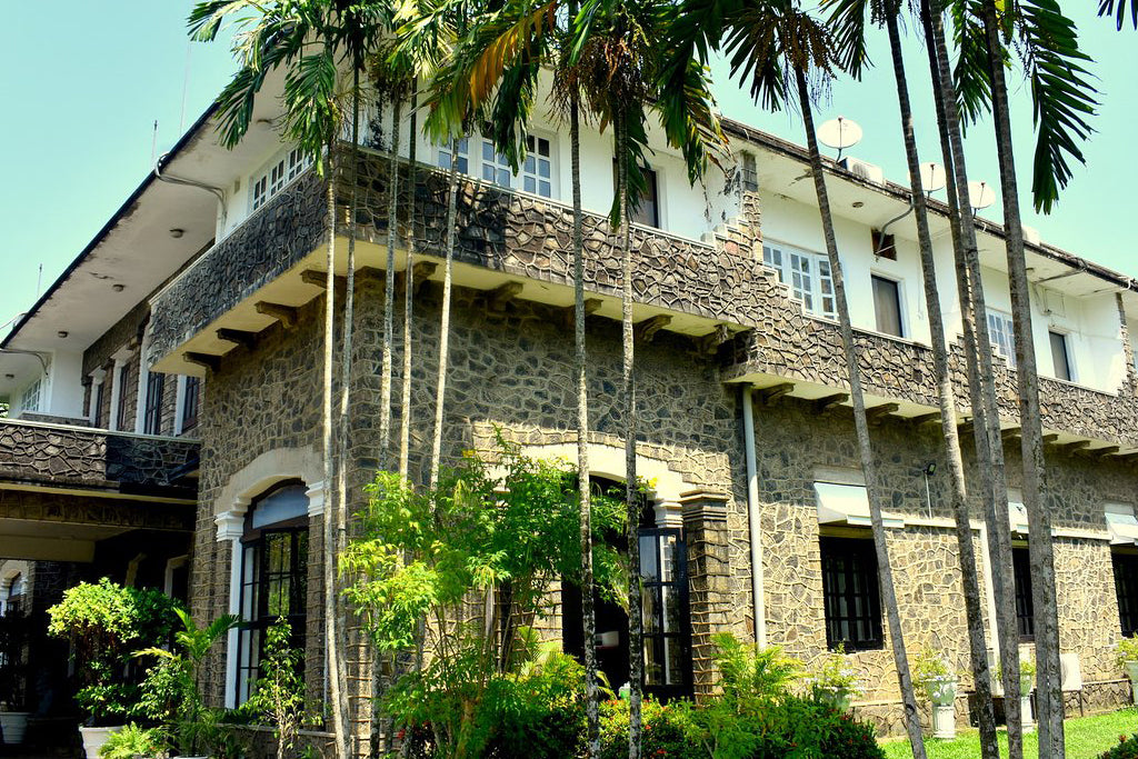 Dorf Dampe, Piliyandala