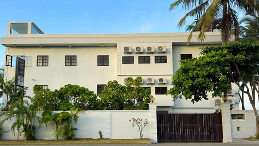 Moi Induruwa von DBI, Induruwa