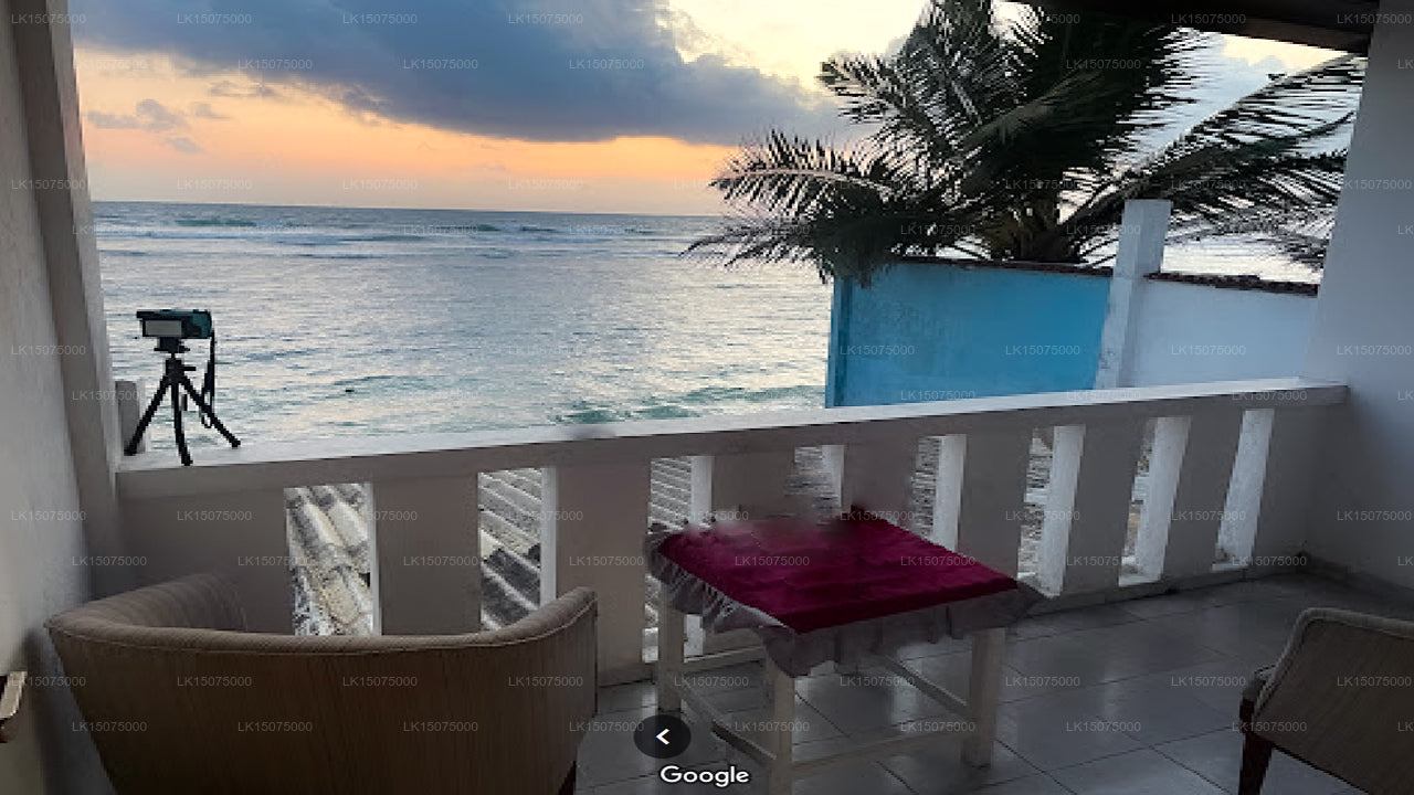 Coral Reef Beach Hotel, Hikkaduwa 