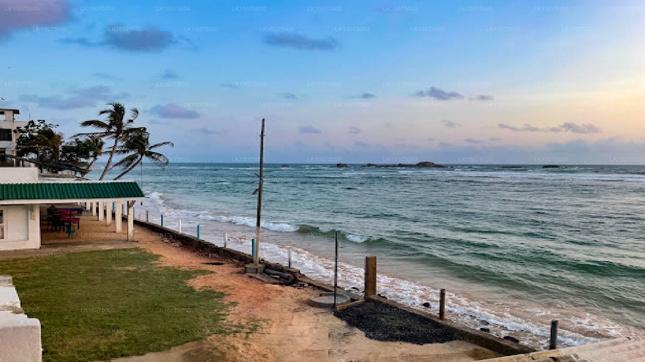 Coral Reef Beach Hotel, Hikkaduwa 