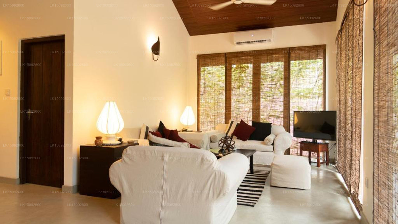 Turtle Point Lodge, Kalpitiya 