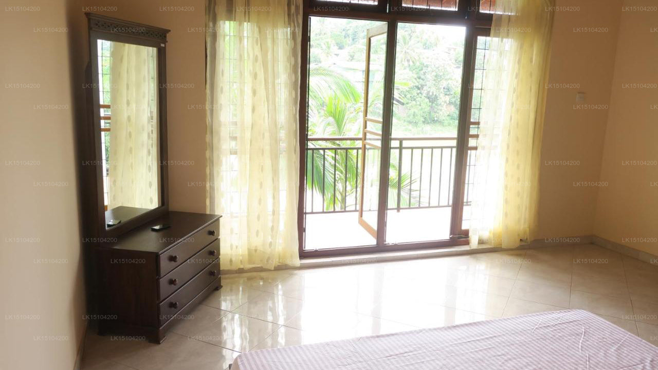 Bungalow mit Flussblick, Kandy