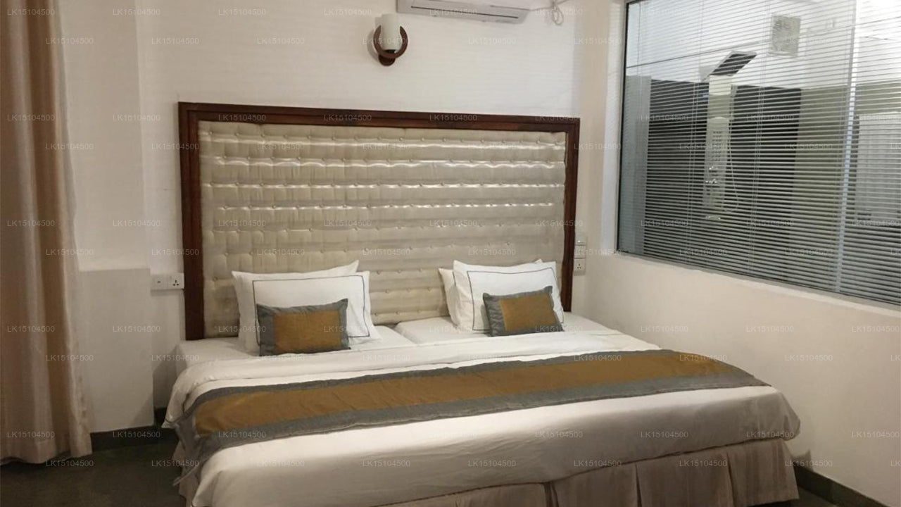 Die Peak Residence, Kandy