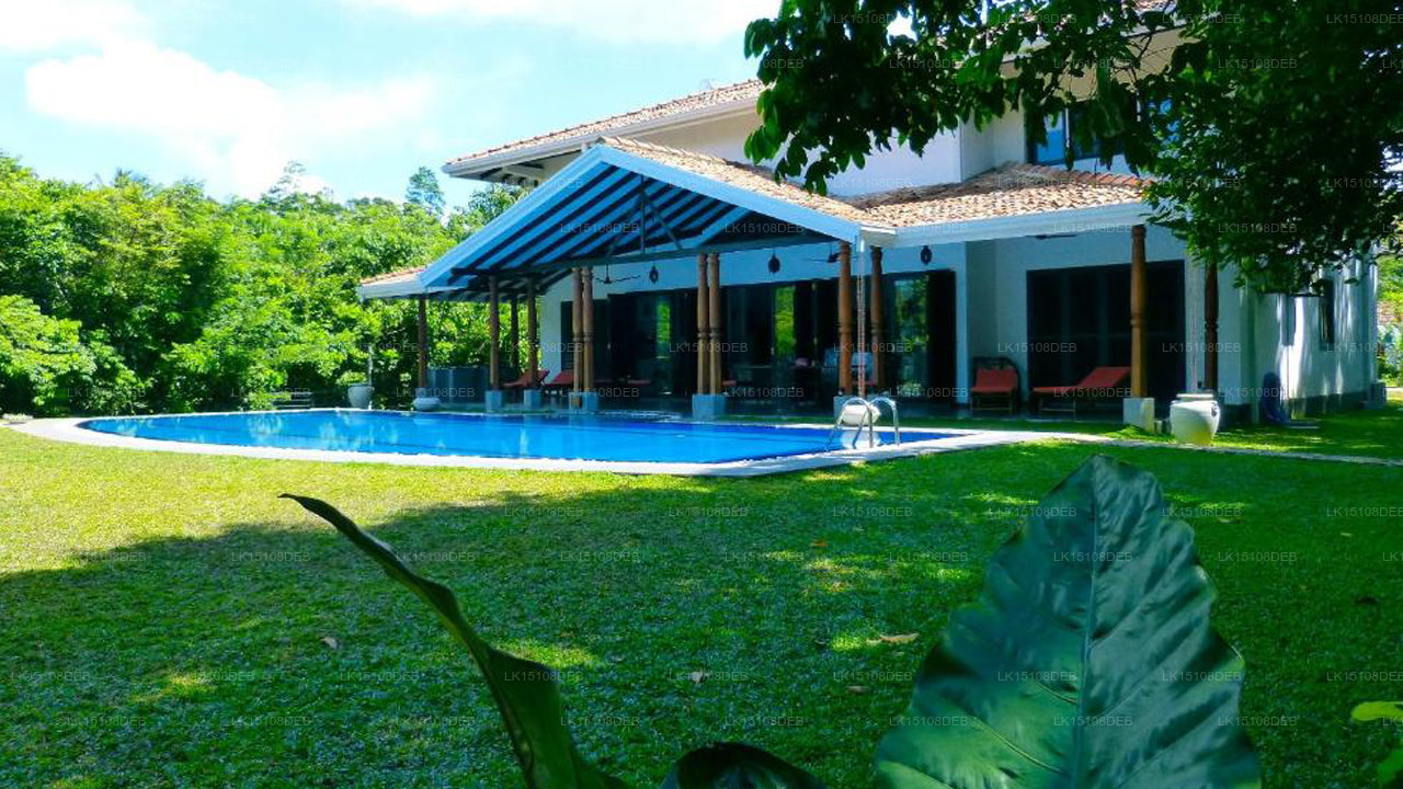 TROPISCHE TRAUMVILLA