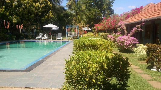 Neues Tri-Star Beach Hotel, Arungama