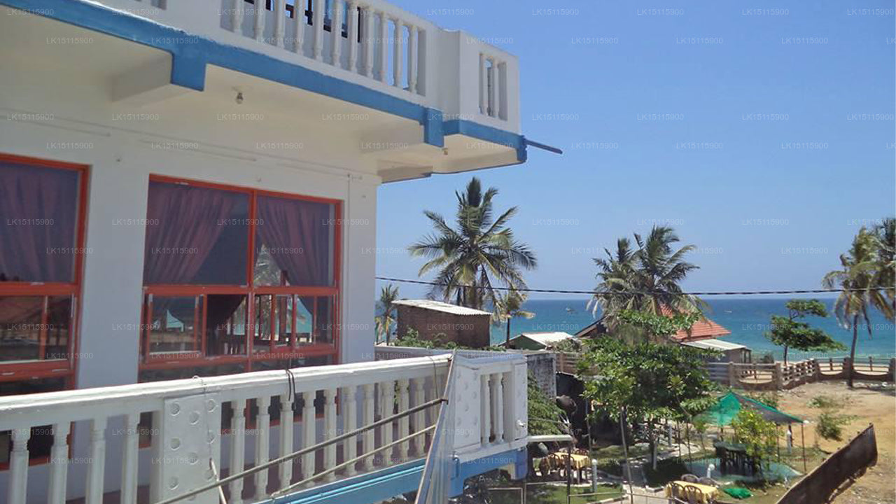 Sea Breeze Restaurant &amp; Guest House, Batticaloa