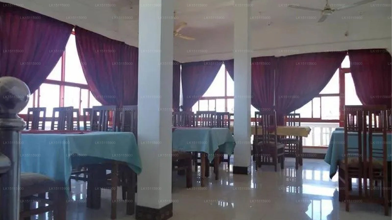 Sea Breeze Restaurant &amp; Guest House, Batticaloa