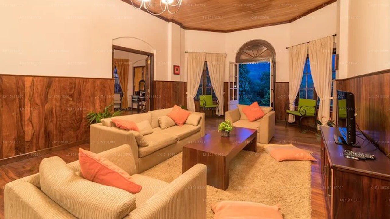 Iona Bungalow, Hatton 