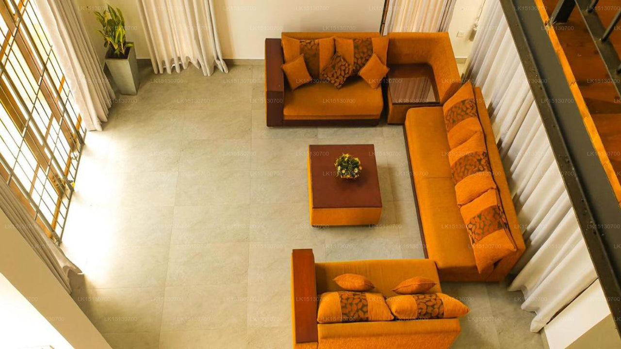 Hill Cot Residence, Kandy 