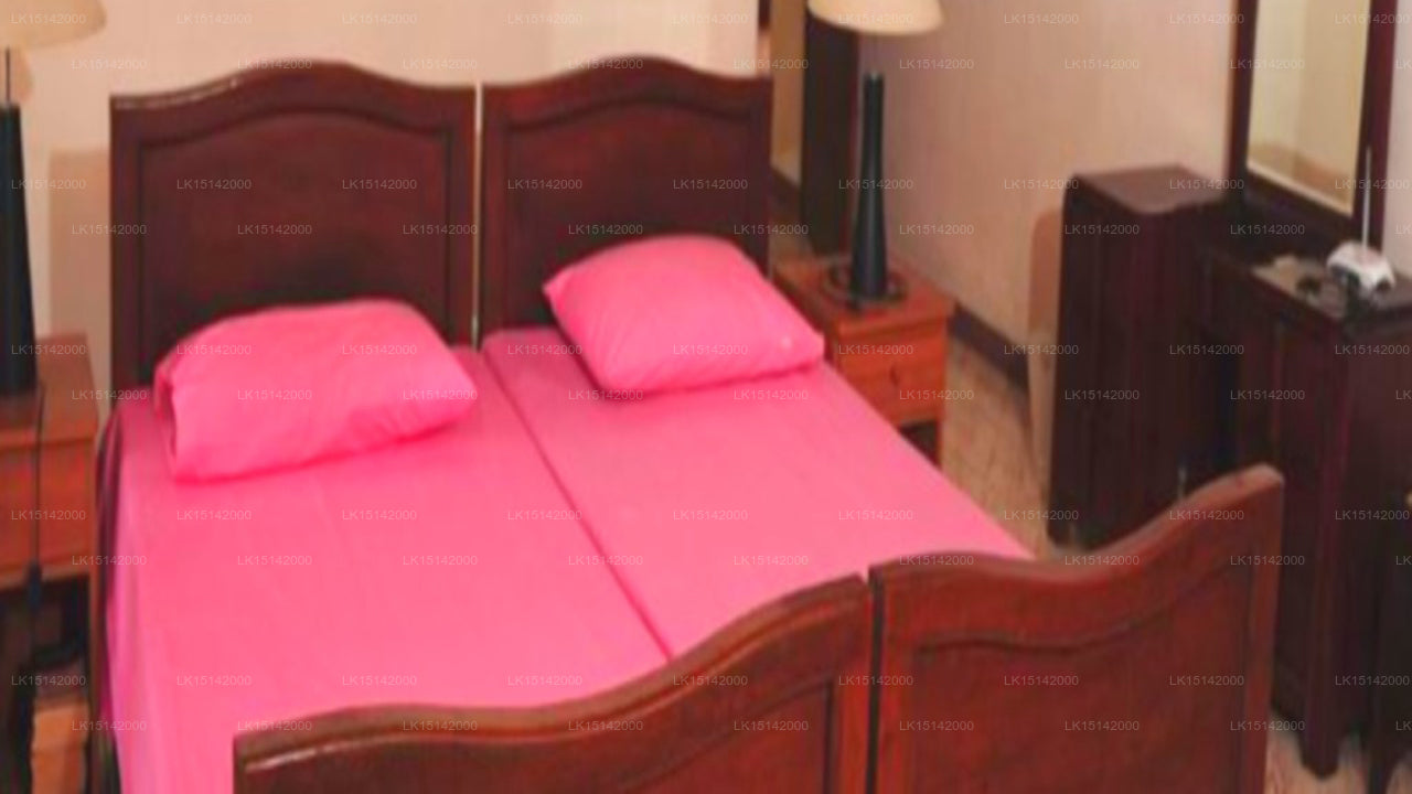 Das Weiße Nest, Mount Lavinia