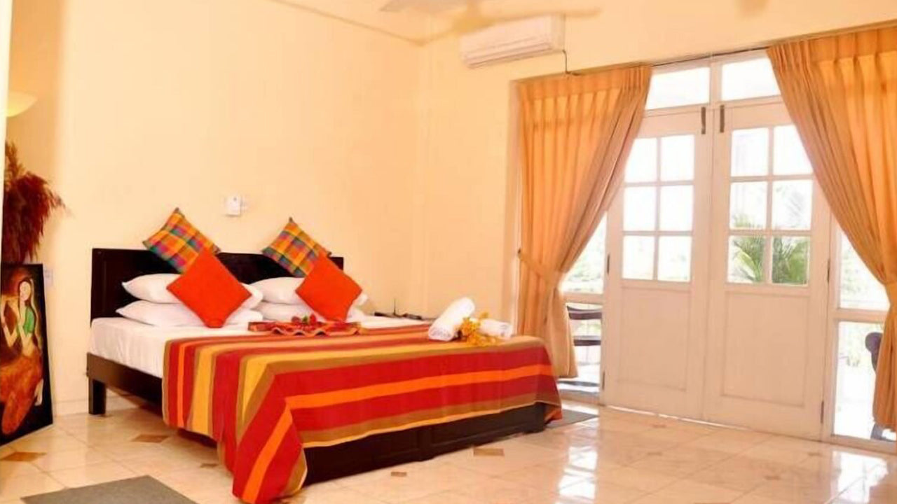 Nathaliya Tourist Hotel, Katunayake 