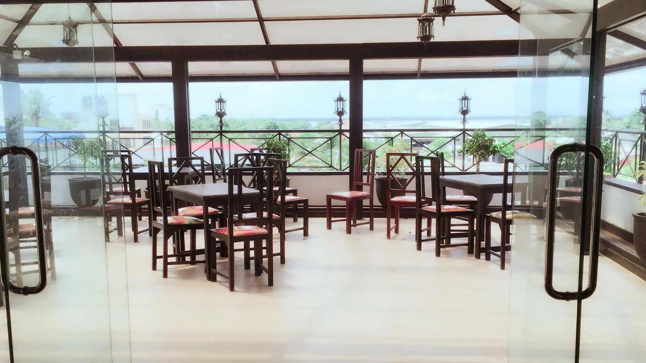 Nathaliya Tourist Hotel, Katunayake 